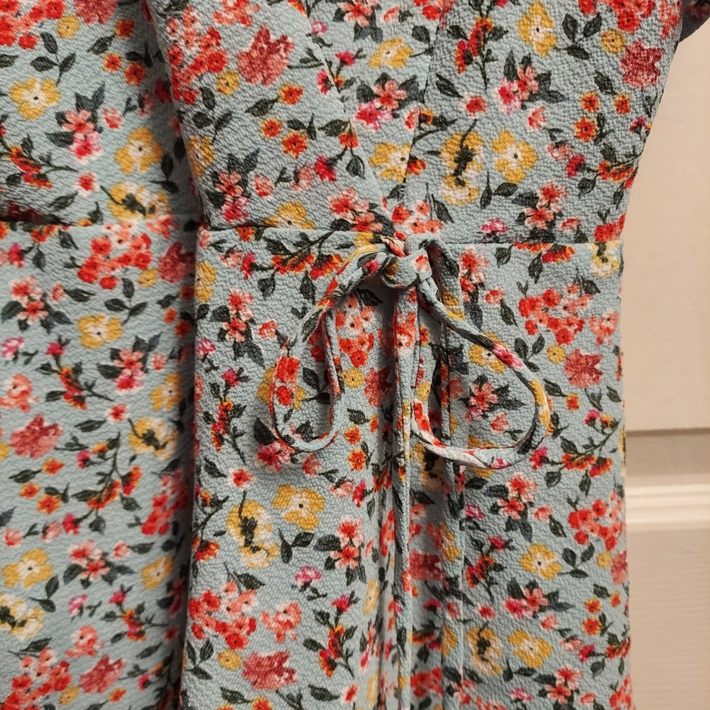 Women's Floral Blouse MONTEAU Short Sleeves Shirt Blue Pink Green Ruffled Sleeve - Picture 4 of 6